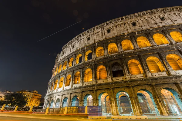 Ünlü colosseum — Stok fotoğraf