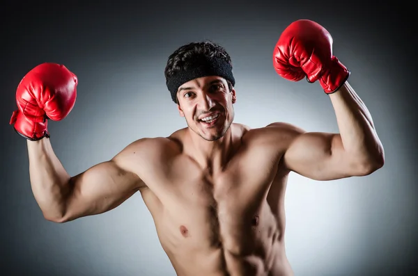 Muskulöser Boxer — Stockfoto