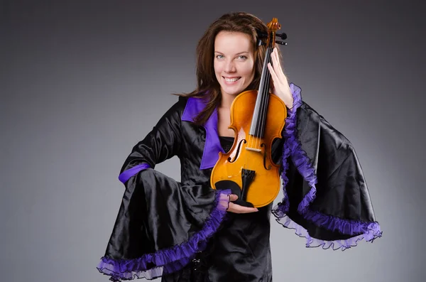 Woman with violin — Stock Photo, Image