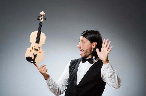 Funny fiddle violin player — Stock Photo, Image