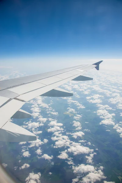 Airplane wing — Stock Photo, Image