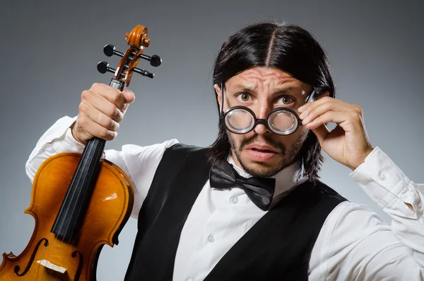 Funny fiddle violin player — Stock Photo, Image
