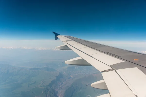 Airplane wing — Stock Photo, Image