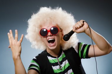 adam afrowig şarkı