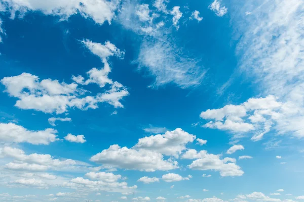 Nuvoloso paesaggio del cielo — Foto Stock