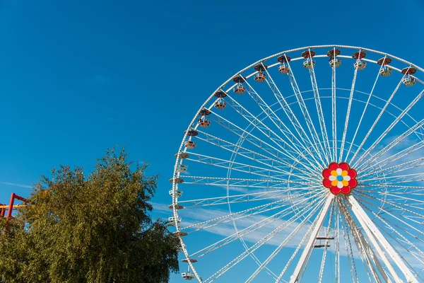 Ferris wheel — Stock Photo, Image