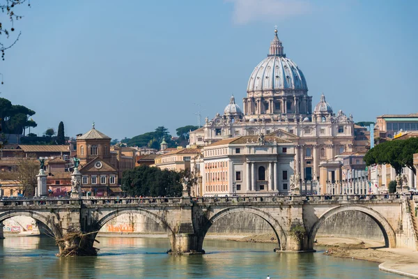 Saint Peter cathedral — Stock Photo, Image