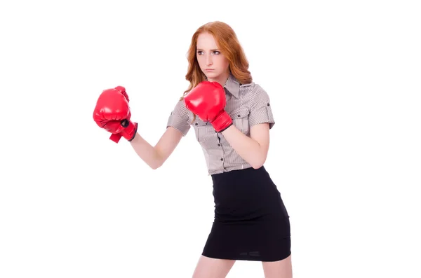 Femme d'affaires avec gants de boxe — Photo