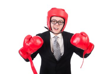 Genç işadamı beyazlar içinde izole edilmiş.