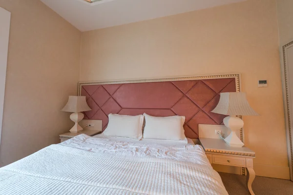 Kolejno - 18 maja: pokój w hotelu riverside na 18 maja 2014 r. w gaba — Zdjęcie stockowe