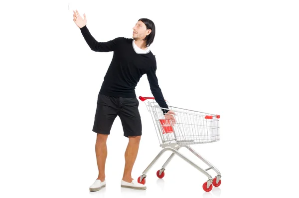 Homem de compras com carrinho de cesta de supermercado isolado em branco — Fotografia de Stock