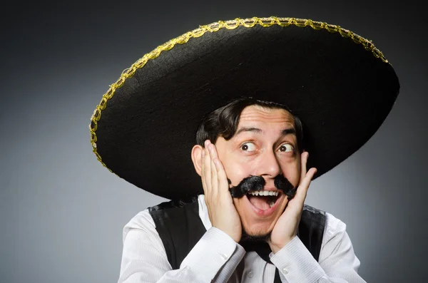 Mexicaanse man in grappig concept — Stockfoto