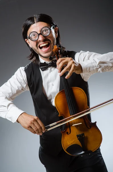Violinista divertido violín en concepto musical — Foto de Stock