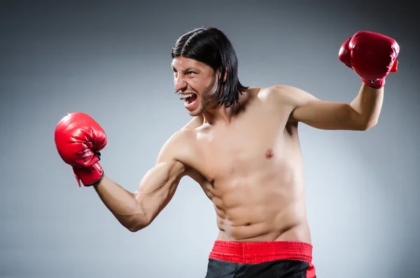 Martial arts vechter bij de training — Stockfoto