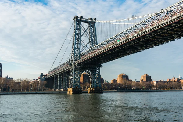 Manhattan-Brücke an einem Sommertag — Stockfoto