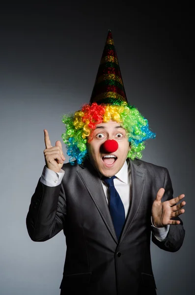 Clown affärsman i roligt koncept — Stockfoto