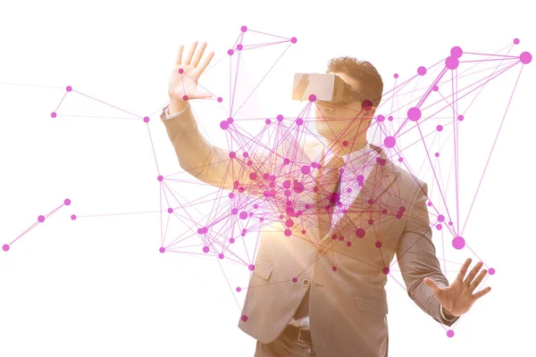 VRメガネでニューラルネットワークの概念の男 — ストック写真