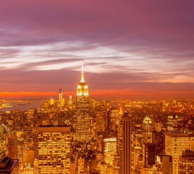 Günbatımında New York Manhattan manzarası