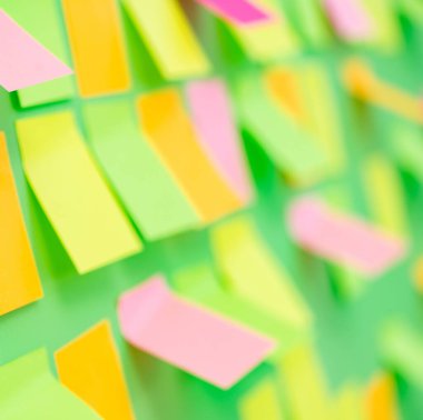 İş konseptinde birçok anımsatıcı