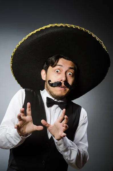 Mexicaanse man in grappig concept — Stockfoto