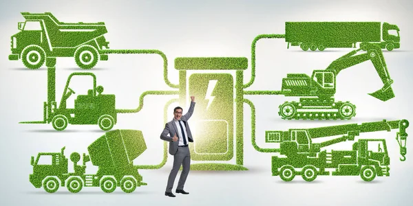 Elektrikli şarj ve araç kavramında iş adamı
