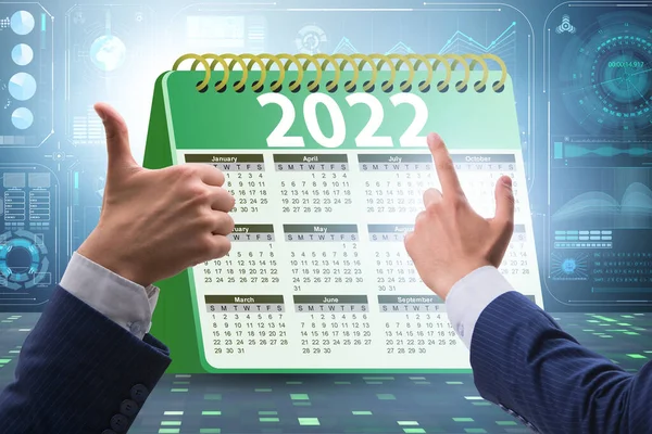 Επιχειρηματίας στην έννοια του ημερολογίου του έτους 2022 — Φωτογραφία Αρχείου