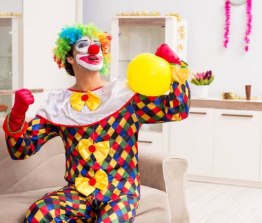 Noel kutlamaları kavram komik palyaço