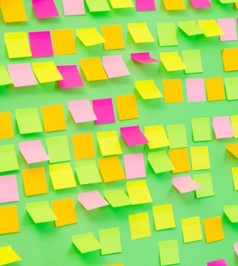 İş konseptinde birçok anımsatıcı