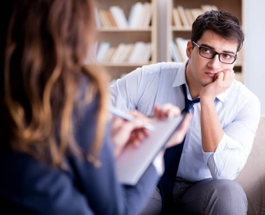 Psikolog ziyareti ile tıbbi konsept