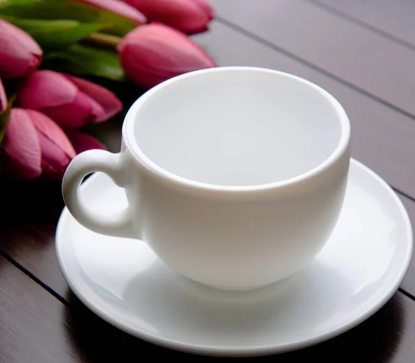 Tasse de thé dans le concept de restauration — Photo