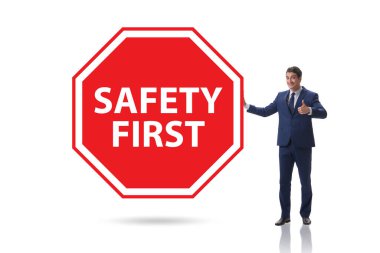 İş adamlarında güvenlik önce gelir.