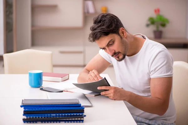 Young male employee working from home during pandemic — Stock Photo, Image