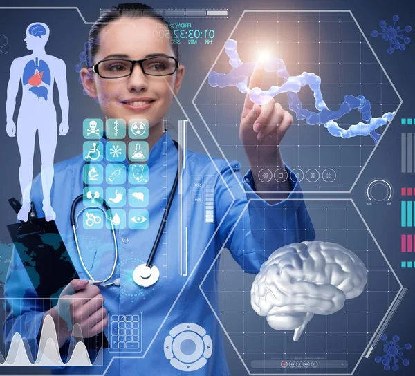 Läkare i futuristiska medicinska koncept trycka på knappen — Stockfoto