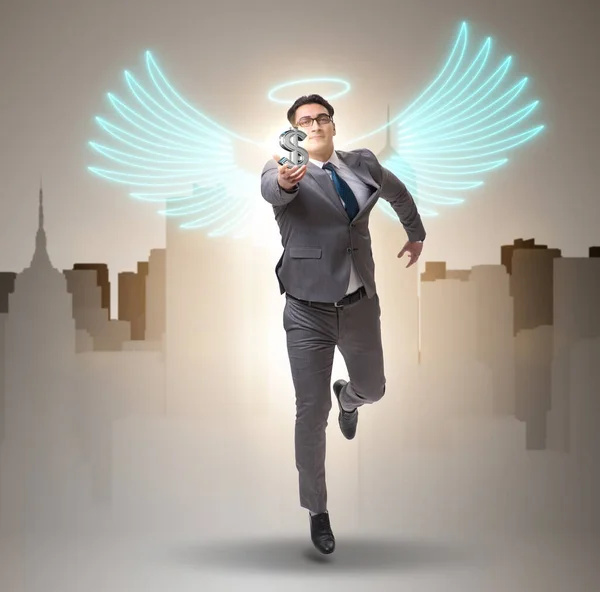 天使投资者概念与有翅膀的商人 — 图库照片