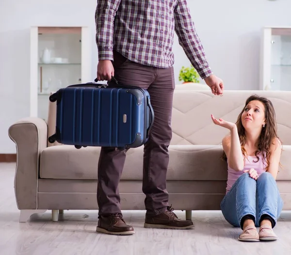 Young family in broken relationship concept — Stock Photo, Image