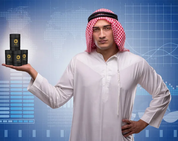 석유 가격을 지지하는 아랍 사업가 — 스톡 사진