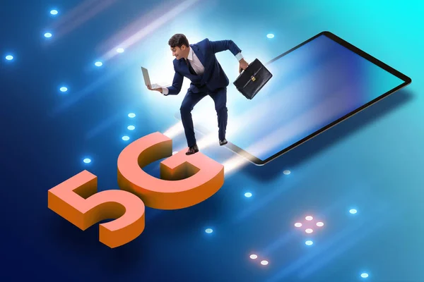 5G teknoloji telekomünikasyon konsepti - izometrik projeksiyon — Stok fotoğraf