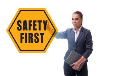 İş kadınlarında güvenlik önce gelir.