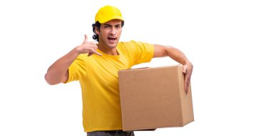 Kutulu genç erkek kurye.