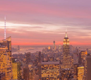 Günbatımında New York Manhattan manzarası