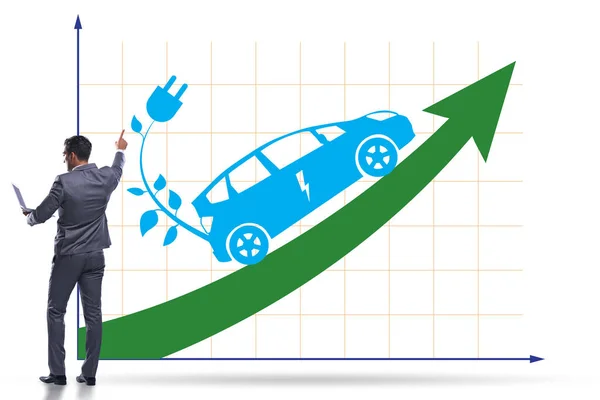 Elektrikli araba kullanımı kavramının büyümesi — Stok fotoğraf