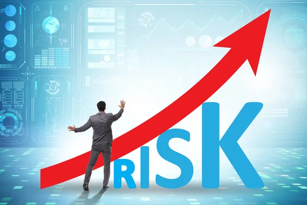 Concept d'augmentation des risques en gestion — Photo