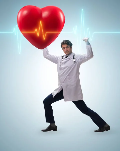 Γιατρός καρδιολόγος υποστήριξη καρδιογράφημα γραμμή της καρδιάς — Φωτογραφία Αρχείου