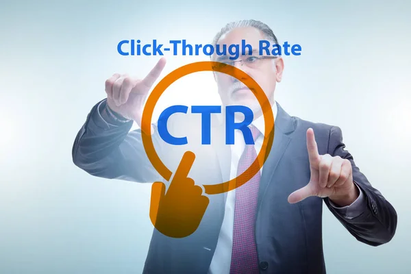 CTR haga clic en el concepto de tasa con gente de negocios —  Fotos de Stock