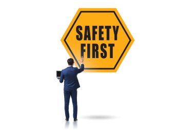 İş adamlarında güvenlik önce gelir.