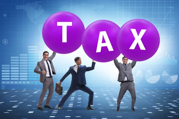Az adóteher fogalma az üzletemberekkel — Stock Fotó