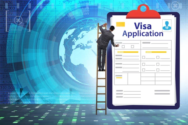 Visa έννοια της αίτησης με επιχειρηματία — Φωτογραφία Αρχείου