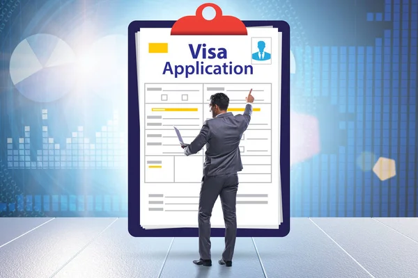 Visa application concept with businessman — Stock Photo, Image