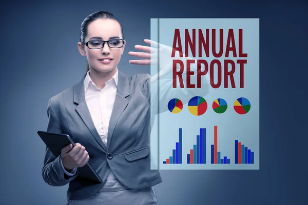 Imprenditrice nel concetto di relazione annuale — Foto Stock