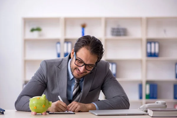 Young Businessman Employee Planning Retirement Concept — Stock Photo, Image